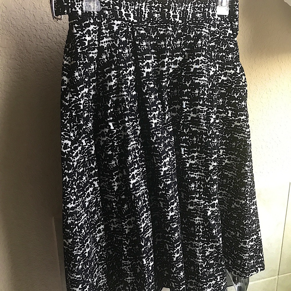 MIDI skirt